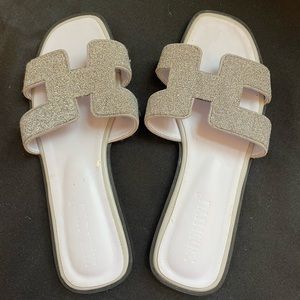 New Silver Dress Sandal Flats - 4